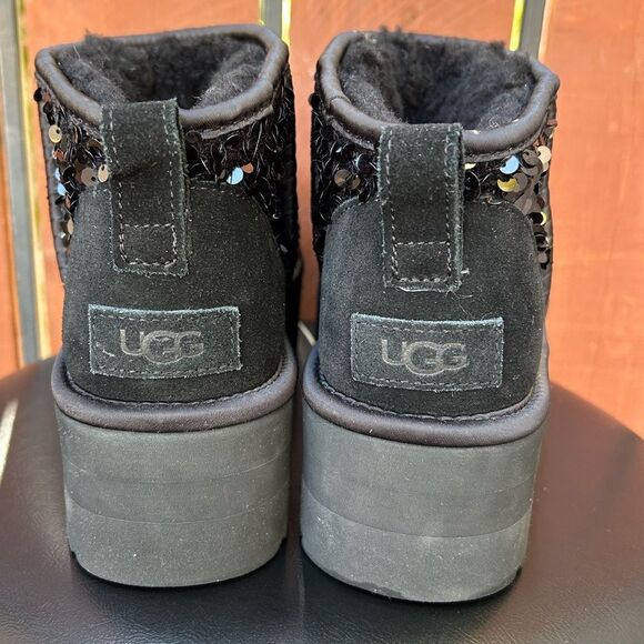 Ugg Ultra Mini Chunky Sequin platform boots black sequins size 8US ✨ - Picture 7 of 9